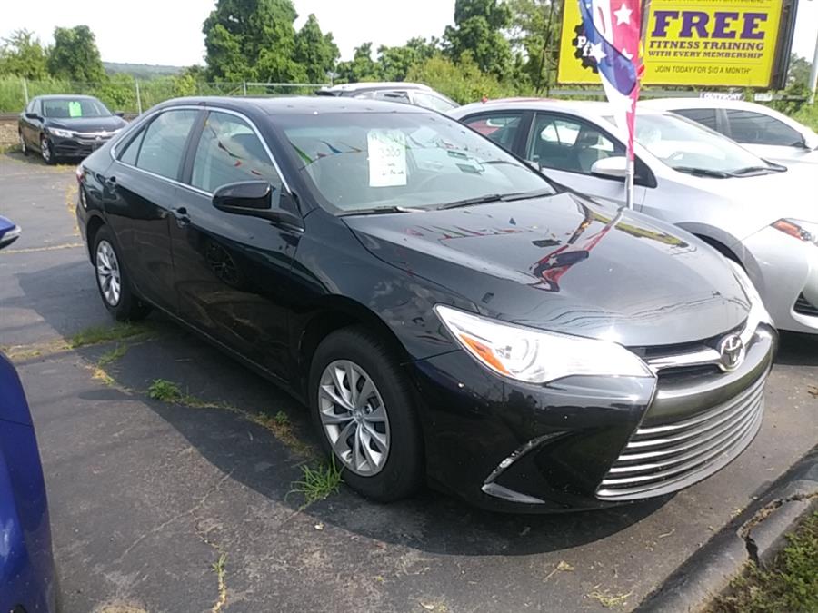 2017 Toyota Camry LE Automatic (Natl), available for sale in Hamden, Connecticut | 5M Motor Corp. Hamden, Connecticut 2017 Toyota Camry LE Automatic (Natl), available for sale in Hamden, Connecticut | 5M Motor Corp. Hamden, Connecticut