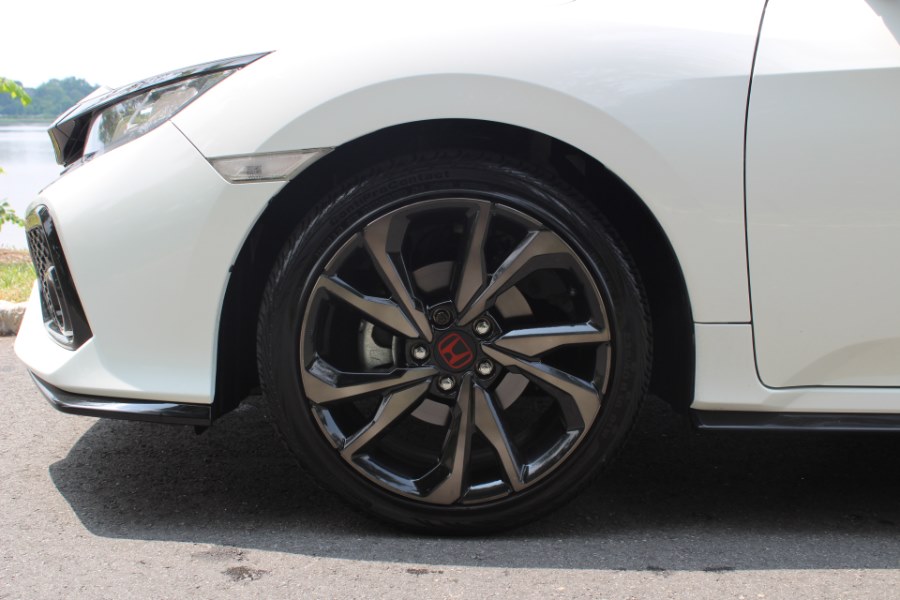 2018 Honda Civic Hatchback Sport Manual, available for sale in Great Neck, New York | Great Neck Car Buyers & Sellers. Great Neck, New York 2018 Honda Civic Hatchback Sport Manual, available for sale in Great Neck, New York | Great Neck Car Buyers & Sellers. Great Neck, New York