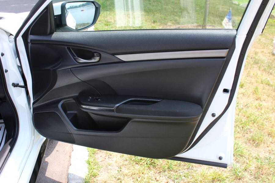 2018 Honda Civic Hatchback Sport Manual, available for sale in Great Neck, New York | Great Neck Car Buyers & Sellers. Great Neck, New York 2018 Honda Civic Hatchback Sport Manual, available for sale in Great Neck, New York | Great Neck Car Buyers & Sellers. Great Neck, New York