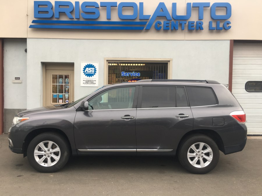 2012 Toyota Highlander 4WD 4dr V6 (Natl), available for sale in Bristol, Connecticut | Bristol Auto Center LLC. Bristol, Connecticut 2012 Toyota Highlander 4WD 4dr V6 (Natl), available for sale in Bristol, Connecticut | Bristol Auto Center LLC. Bristol, Connecticut