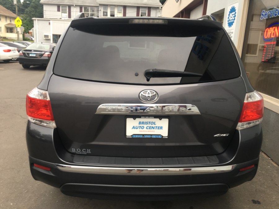 2012 Toyota Highlander 4WD 4dr V6 (Natl), available for sale in Bristol, Connecticut | Bristol Auto Center LLC. Bristol, Connecticut 2012 Toyota Highlander 4WD 4dr V6 (Natl), available for sale in Bristol, Connecticut | Bristol Auto Center LLC. Bristol, Connecticut