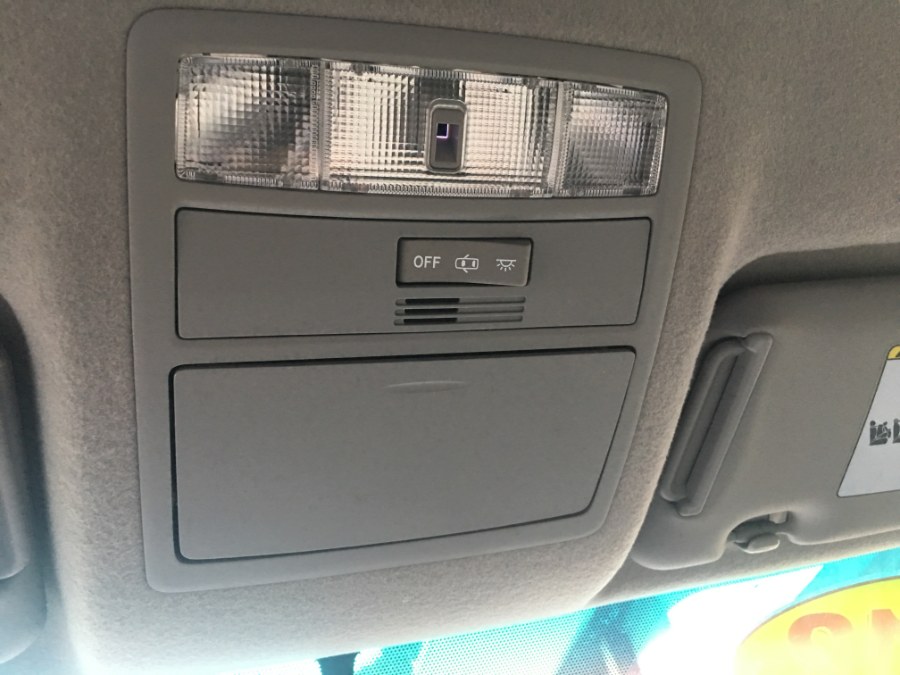 2012 Toyota Highlander 4WD 4dr V6 (Natl), available for sale in Bristol, Connecticut | Bristol Auto Center LLC. Bristol, Connecticut 2012 Toyota Highlander 4WD 4dr V6 (Natl), available for sale in Bristol, Connecticut | Bristol Auto Center LLC. Bristol, Connecticut