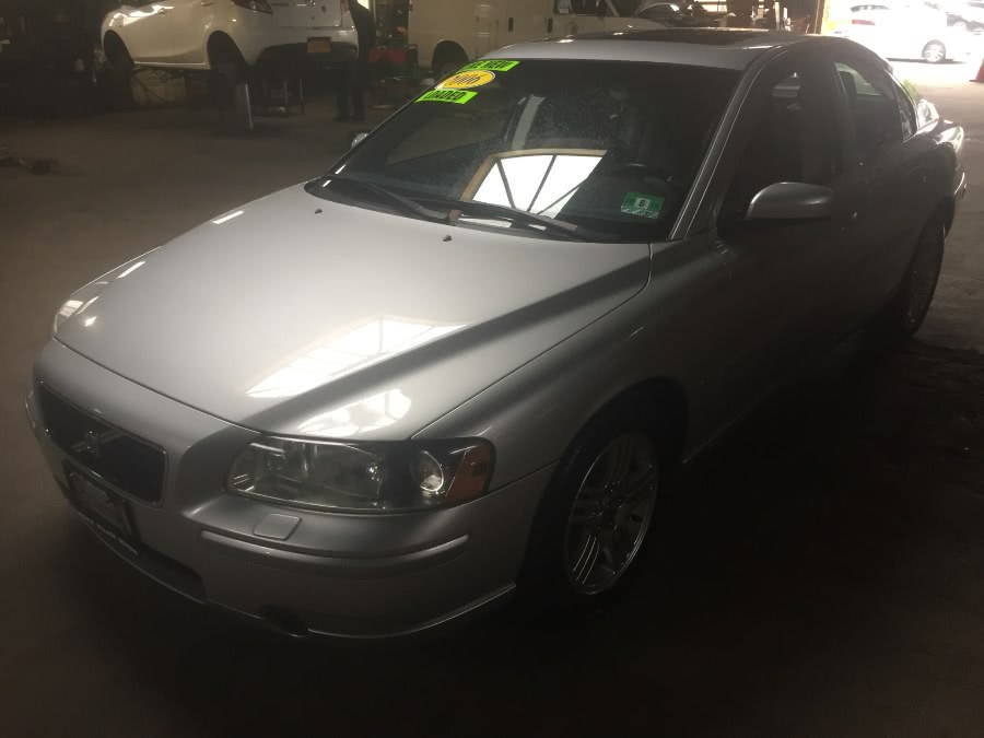 2006 Volvo S60 2.5L Turbo Auto w/Sunroof, available for sale in Middle Village, New York | Middle Village Motors . Middle Village, New York