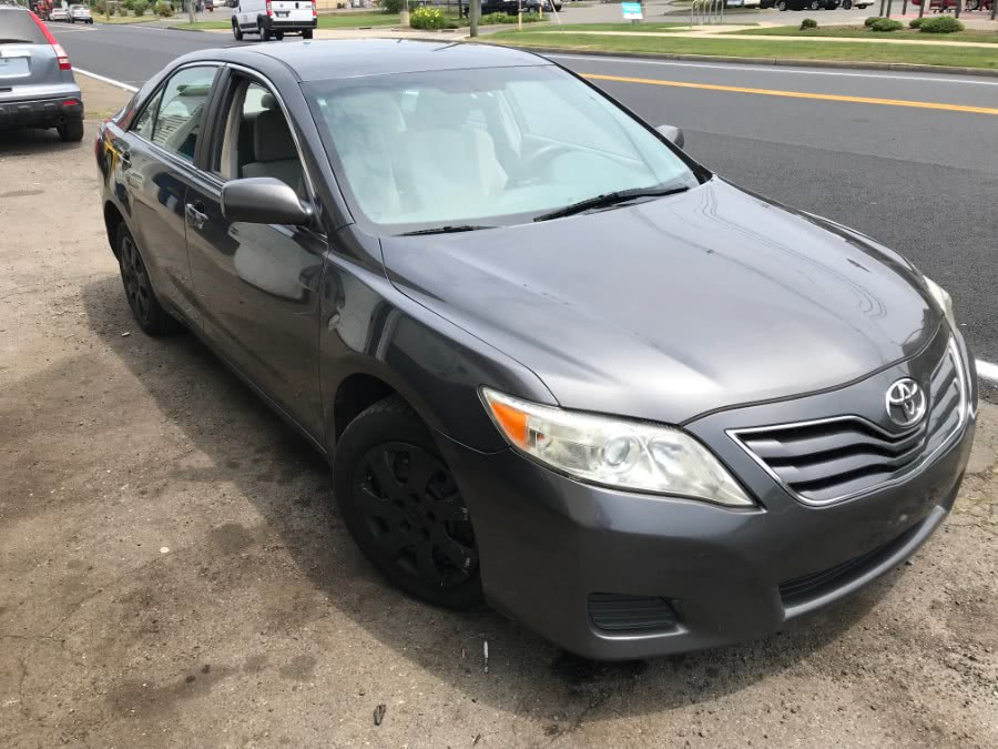 2010 Toyota Camry 4dr Sdn I4 Auto LE (Natl), available for sale in Wallingford, Connecticut | Wallingford Auto Center LLC. Wallingford, Connecticut