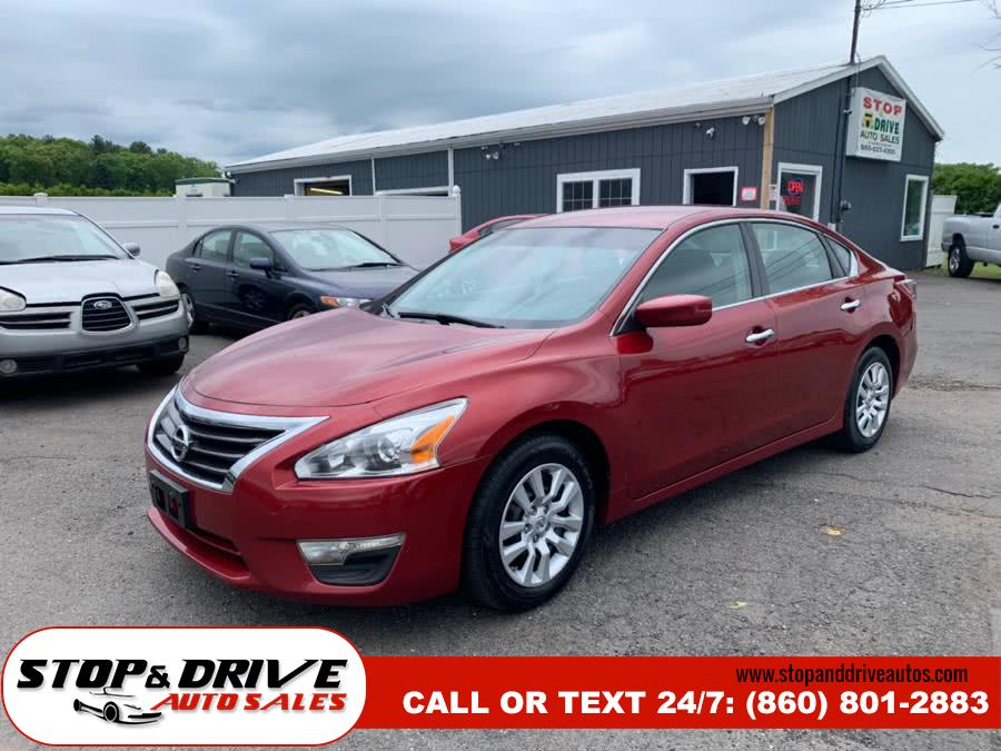 2013 Nissan Altima 4dr Sdn I4 2.5 S, available for sale in East Windsor, Connecticut | Stop & Drive Auto Sales. East Windsor, Connecticut