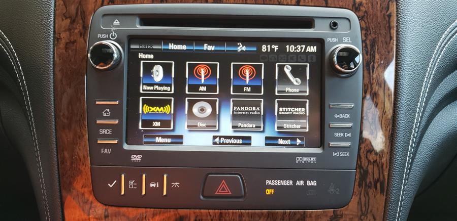 2014 Chevrolet Traverse AWD 4dr 2LT, available for sale in Waterbury, Connecticut | National Auto Brokers, Inc.. Waterbury, Connecticut 2014 Chevrolet Traverse AWD 4dr 2LT, available for sale in Waterbury, Connecticut | National Auto Brokers, Inc.. Waterbury, Connecticut