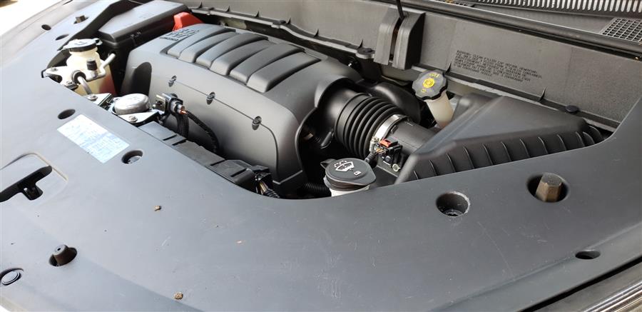 2014 Chevrolet Traverse AWD 4dr 2LT, available for sale in Waterbury, Connecticut | National Auto Brokers, Inc.. Waterbury, Connecticut 2014 Chevrolet Traverse AWD 4dr 2LT, available for sale in Waterbury, Connecticut | National Auto Brokers, Inc.. Waterbury, Connecticut