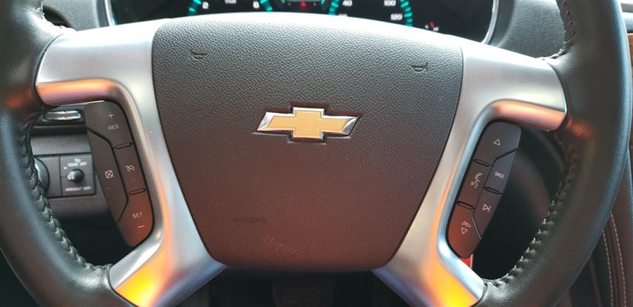 2014 Chevrolet Traverse AWD 4dr 2LT, available for sale in Waterbury, Connecticut | National Auto Brokers, Inc.. Waterbury, Connecticut 2014 Chevrolet Traverse AWD 4dr 2LT, available for sale in Waterbury, Connecticut | National Auto Brokers, Inc.. Waterbury, Connecticut