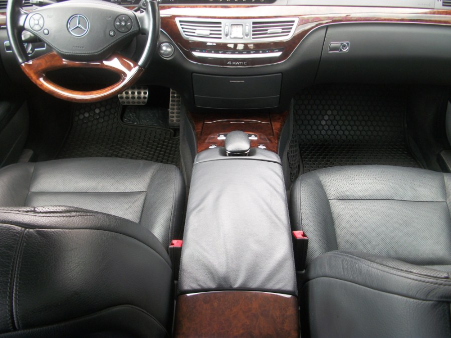 2012 Mercedes-Benz S-Class 4dr Sdn S550 4MATIC, available for sale in Jamaica, New York | Gateway Car Dealer Inc. Jamaica, New York 2012 Mercedes-Benz S-Class 4dr Sdn S550 4MATIC, available for sale in Jamaica, New York | Gateway Car Dealer Inc. Jamaica, New York