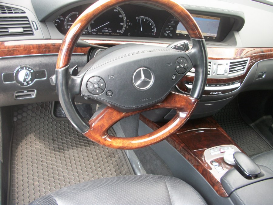 2012 Mercedes-Benz S-Class 4dr Sdn S550 4MATIC, available for sale in Jamaica, New York | Gateway Car Dealer Inc. Jamaica, New York 2012 Mercedes-Benz S-Class 4dr Sdn S550 4MATIC, available for sale in Jamaica, New York | Gateway Car Dealer Inc. Jamaica, New York