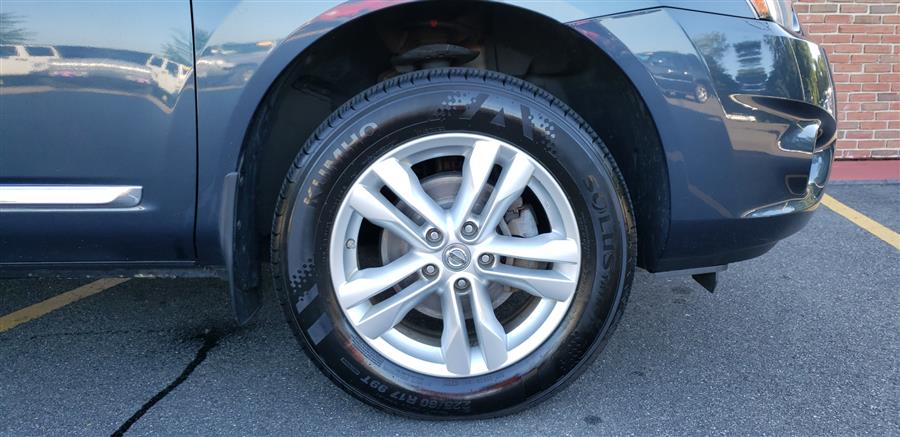 2015 Nissan Rogue Select AWD 4dr S, available for sale in Waterbury, Connecticut | National Auto Brokers, Inc.. Waterbury, Connecticut 2015 Nissan Rogue Select AWD 4dr S, available for sale in Waterbury, Connecticut | National Auto Brokers, Inc.. Waterbury, Connecticut
