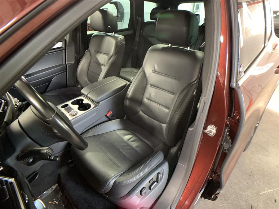 2017 Volkswagen Touareg V6 Wolfsburg Edition, available for sale in Stratford, Connecticut | Wiz Leasing Inc. Stratford, Connecticut 2017 Volkswagen Touareg V6 Wolfsburg Edition, available for sale in Stratford, Connecticut | Wiz Leasing Inc. Stratford, Connecticut