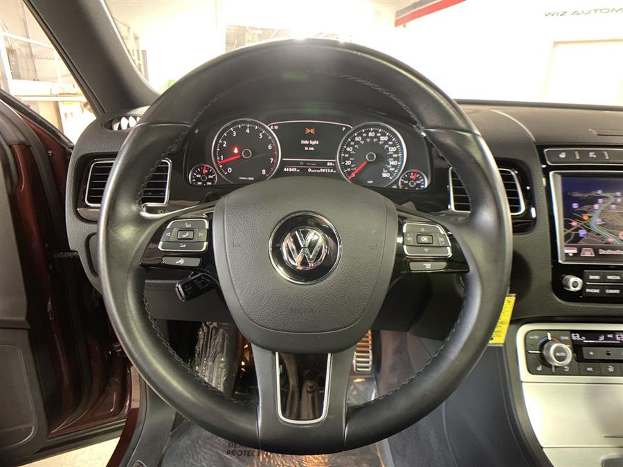2017 Volkswagen Touareg V6 Wolfsburg Edition, available for sale in Stratford, Connecticut | Wiz Leasing Inc. Stratford, Connecticut 2017 Volkswagen Touareg V6 Wolfsburg Edition, available for sale in Stratford, Connecticut | Wiz Leasing Inc. Stratford, Connecticut
