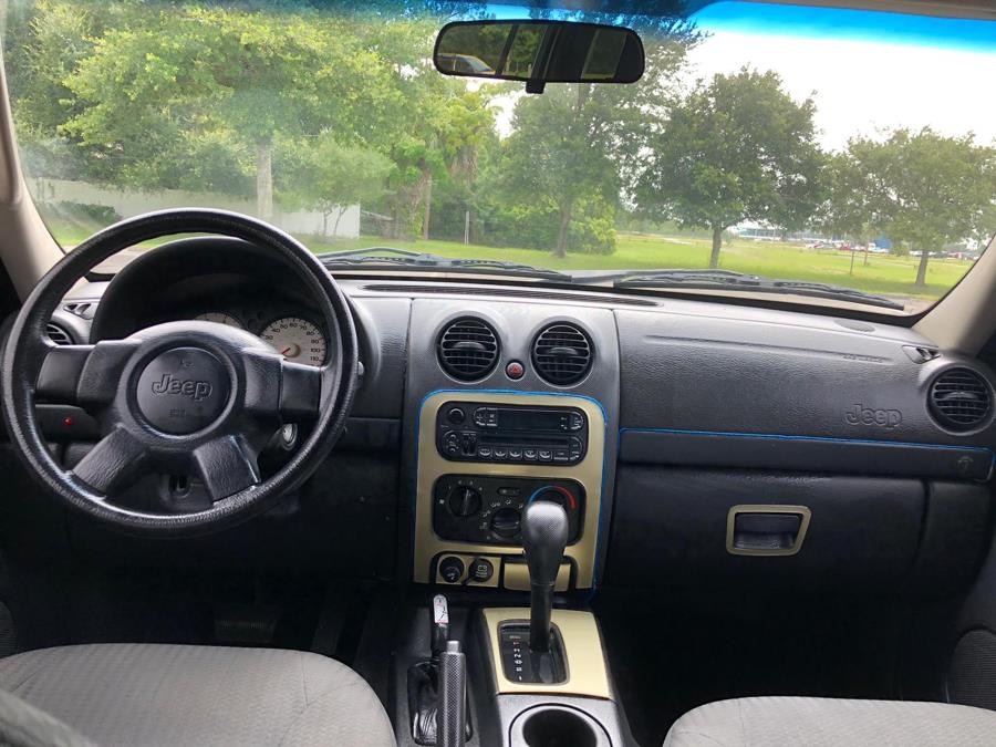 2002 Jeep Liberty 4dr Sport 4WD, available for sale in Longwood, Florida | Majestic Autos Inc.. Longwood, Florida 2002 Jeep Liberty 4dr Sport 4WD, available for sale in Longwood, Florida | Majestic Autos Inc.. Longwood, Florida