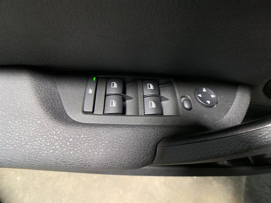2013 BMW X1 AWD 4dr xDrive28i, available for sale in Stratford, Connecticut | Wiz Leasing Inc. Stratford, Connecticut 2013 BMW X1 AWD 4dr xDrive28i, available for sale in Stratford, Connecticut | Wiz Leasing Inc. Stratford, Connecticut