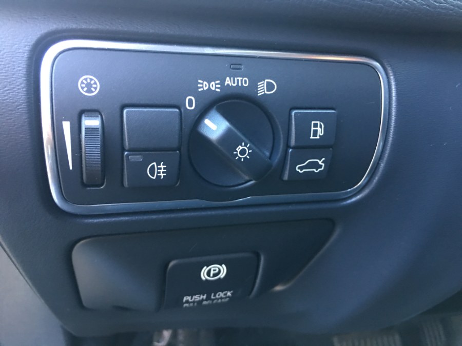 2014 Volvo XC60 AWD 4dr 3.0L Platinum, available for sale in Bristol, Connecticut | Bristol Auto Center LLC. Bristol, Connecticut 2014 Volvo XC60 AWD 4dr 3.0L Platinum, available for sale in Bristol, Connecticut | Bristol Auto Center LLC. Bristol, Connecticut