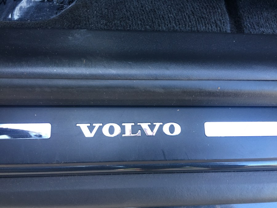 2014 Volvo XC60 AWD 4dr 3.0L Platinum, available for sale in Bristol, Connecticut | Bristol Auto Center LLC. Bristol, Connecticut 2014 Volvo XC60 AWD 4dr 3.0L Platinum, available for sale in Bristol, Connecticut | Bristol Auto Center LLC. Bristol, Connecticut