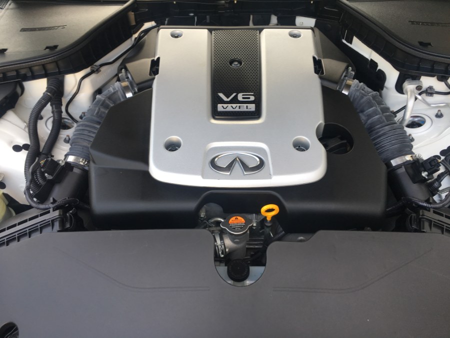2015 INFINITI Q50 4dr Sdn Sport AWD, available for sale in Bristol, Connecticut | Bristol Auto Center LLC. Bristol, Connecticut 2015 INFINITI Q50 4dr Sdn Sport AWD, available for sale in Bristol, Connecticut | Bristol Auto Center LLC. Bristol, Connecticut