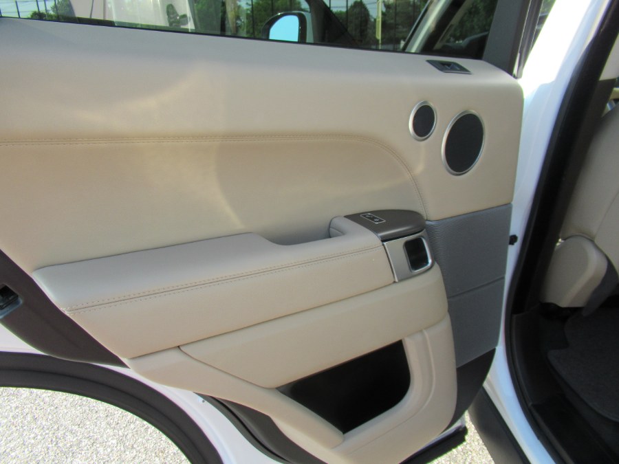 2014 Land Rover Range Rover Sport 4WD 4dr SE, available for sale in Massapequa, New York | South Shore Auto Brokers & Sales. Massapequa, New York 2014 Land Rover Range Rover Sport 4WD 4dr SE, available for sale in Massapequa, New York | South Shore Auto Brokers & Sales. Massapequa, New York