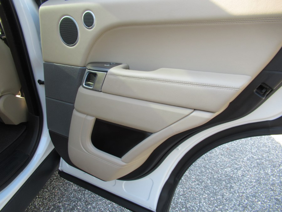 2014 Land Rover Range Rover Sport 4WD 4dr SE, available for sale in Massapequa, New York | South Shore Auto Brokers & Sales. Massapequa, New York 2014 Land Rover Range Rover Sport 4WD 4dr SE, available for sale in Massapequa, New York | South Shore Auto Brokers & Sales. Massapequa, New York