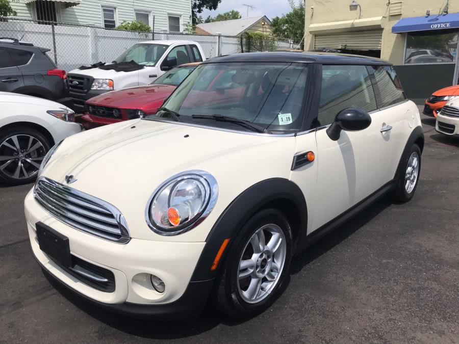 2013 MINI Cooper Hardtop 2dr Cpe, available for sale in Jamaica, New York | Sunrise Autoland. Jamaica, New York