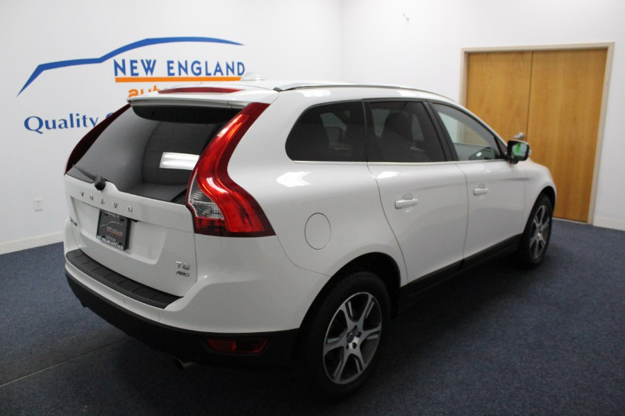 2011 Volvo XC60 AWD 4dr 3.0T w/Moonroof, available for sale in Plainville, Connecticut | New England Auto Sales LLC. Plainville, Connecticut 2011 Volvo XC60 AWD 4dr 3.0T w/Moonroof, available for sale in Plainville, Connecticut | New England Auto Sales LLC. Plainville, Connecticut