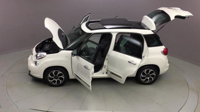 2014 Fiat 500l 5dr HB Lounge, available for sale in Naugatuck, Connecticut | J&M Automotive Sls&Svc LLC. Naugatuck, Connecticut 2014 Fiat 500l 5dr HB Lounge, available for sale in Naugatuck, Connecticut | J&M Automotive Sls&Svc LLC. Naugatuck, Connecticut
