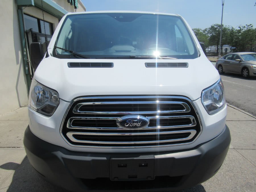 Used Ford Transit Passenger Wagon T-350 148" Low Roof XLT Sliding RH Dr 2018 | Pepmore Auto Sales Inc.. Woodside, New York