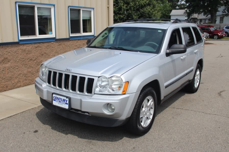 2007 Jeep Grand Cherokee 4WD 4dr Laredo, available for sale in East Windsor, Connecticut | Century Auto And Truck. East Windsor, Connecticut