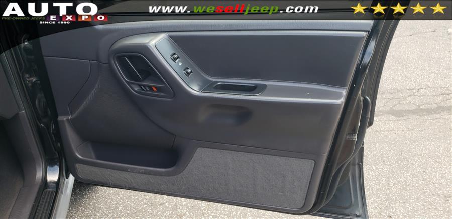 1999 Jeep Grand Cherokee 4dr Laredo 4WD, available for sale in Huntington, New York | Auto Expo. Huntington, New York 1999 Jeep Grand Cherokee 4dr Laredo 4WD, available for sale in Huntington, New York | Auto Expo. Huntington, New York