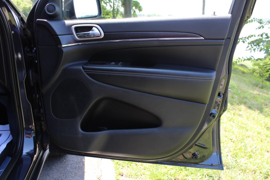 2015 Jeep Grand Cherokee 4WD 4dr Limited, available for sale in Great Neck, New York | Great Neck Car Buyers & Sellers. Great Neck, New York 2015 Jeep Grand Cherokee 4WD 4dr Limited, available for sale in Great Neck, New York | Great Neck Car Buyers & Sellers. Great Neck, New York