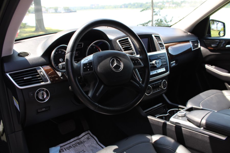 2013 Mercedes-Benz M-Class 4MATIC 4dr ML350, available for sale in Great Neck, New York | Great Neck Car Buyers & Sellers. Great Neck, New York 2013 Mercedes-Benz M-Class 4MATIC 4dr ML350, available for sale in Great Neck, New York | Great Neck Car Buyers & Sellers. Great Neck, New York