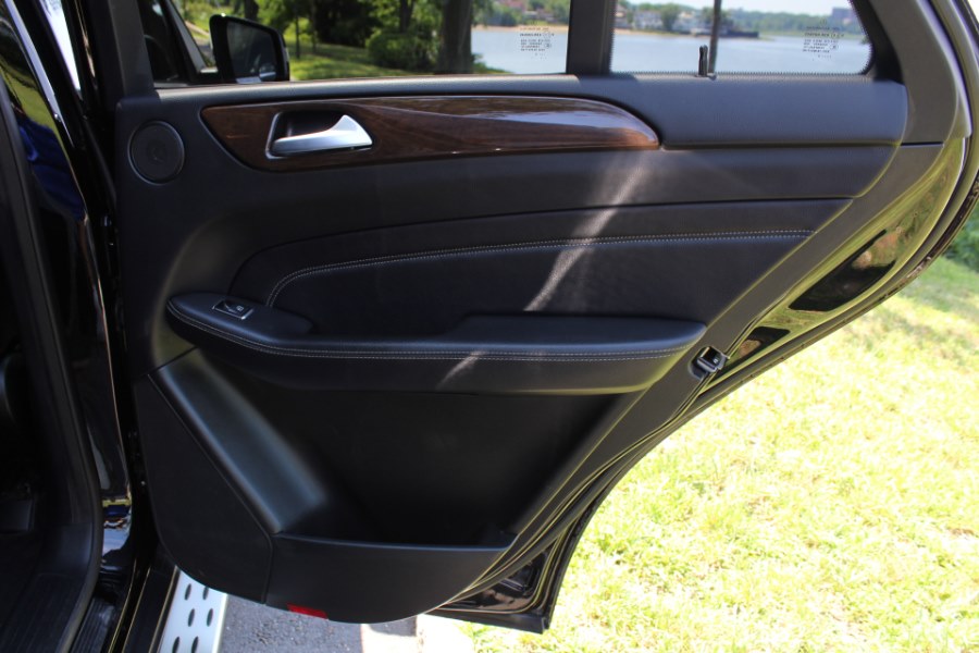 2013 Mercedes-Benz M-Class 4MATIC 4dr ML350, available for sale in Great Neck, New York | Great Neck Car Buyers & Sellers. Great Neck, New York 2013 Mercedes-Benz M-Class 4MATIC 4dr ML350, available for sale in Great Neck, New York | Great Neck Car Buyers & Sellers. Great Neck, New York