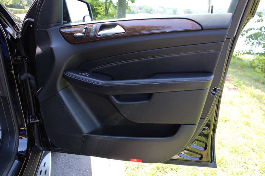 2013 Mercedes-Benz M-Class 4MATIC 4dr ML350, available for sale in Great Neck, New York | Great Neck Car Buyers & Sellers. Great Neck, New York 2013 Mercedes-Benz M-Class 4MATIC 4dr ML350, available for sale in Great Neck, New York | Great Neck Car Buyers & Sellers. Great Neck, New York