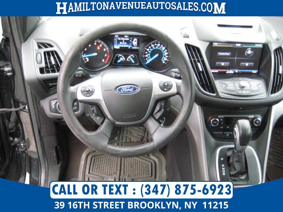 Used Ford Escape 4WD 4dr SE 2013 | Hamilton Avenue Auto Sales DBA Nyautoauction.com. Brooklyn, New York Used Ford Escape 4WD 4dr SE 2013 | Hamilton Avenue Auto Sales DBA Nyautoauction.com. Brooklyn, New York