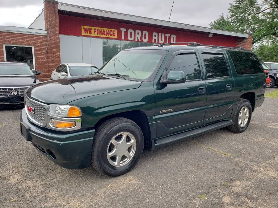 2004 GMC Yukon XL Denali 4dr 1500 AWD Leather Roof DVD, available for sale in East Windsor, Connecticut | Toro Auto. East Windsor, Connecticut