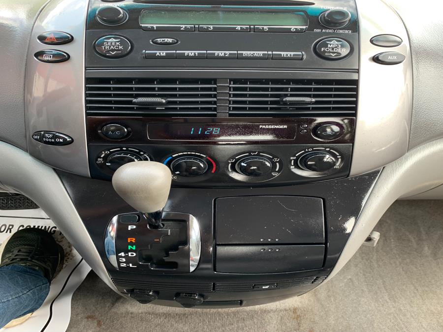 2008 Toyota Sienna 5dr 8-Pass Van LE FWD (Natl), available for sale in Taunton, Massachusetts | Rt 138 Auto Center Inc . Taunton, Massachusetts 2008 Toyota Sienna 5dr 8-Pass Van LE FWD (Natl), available for sale in Taunton, Massachusetts | Rt 138 Auto Center Inc . Taunton, Massachusetts