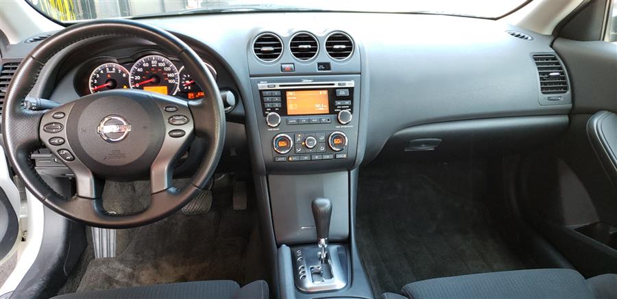 2011 Nissan Altima 2dr Coupe 2.5 S, available for sale in Waterbury, Connecticut | National Auto Brokers, Inc.. Waterbury, Connecticut 2011 Nissan Altima 2dr Coupe 2.5 S, available for sale in Waterbury, Connecticut | National Auto Brokers, Inc.. Waterbury, Connecticut