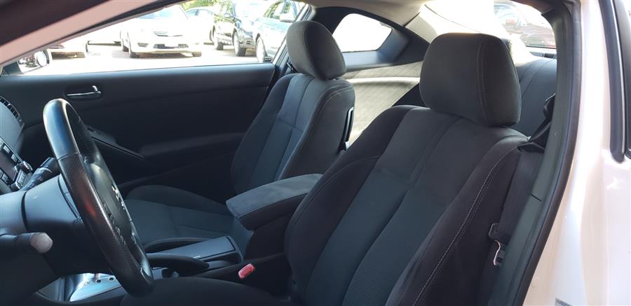 2011 Nissan Altima 2dr Coupe 2.5 S, available for sale in Waterbury, Connecticut | National Auto Brokers, Inc.. Waterbury, Connecticut 2011 Nissan Altima 2dr Coupe 2.5 S, available for sale in Waterbury, Connecticut | National Auto Brokers, Inc.. Waterbury, Connecticut
