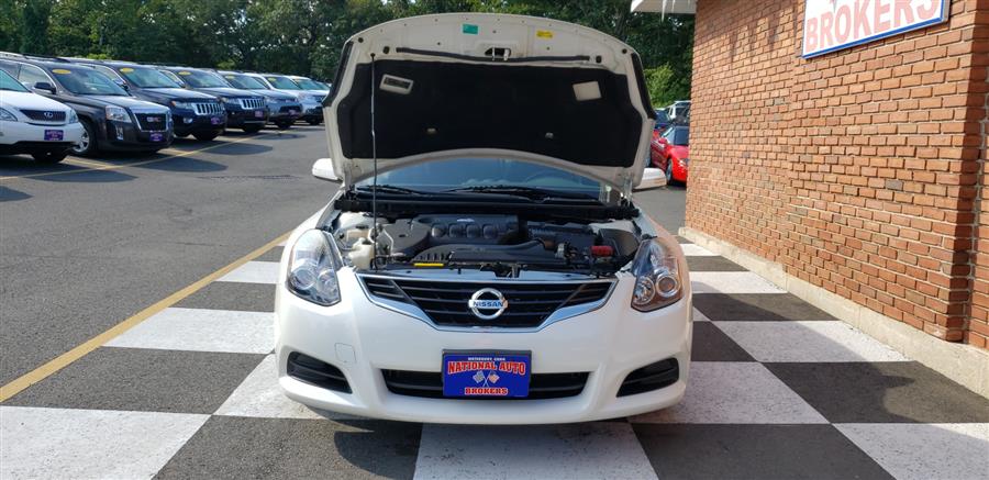 2011 Nissan Altima 2dr Coupe 2.5 S, available for sale in Waterbury, Connecticut | National Auto Brokers, Inc.. Waterbury, Connecticut 2011 Nissan Altima 2dr Coupe 2.5 S, available for sale in Waterbury, Connecticut | National Auto Brokers, Inc.. Waterbury, Connecticut
