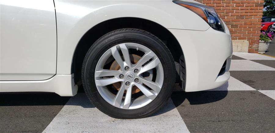2011 Nissan Altima 2dr Coupe 2.5 S, available for sale in Waterbury, Connecticut | National Auto Brokers, Inc.. Waterbury, Connecticut 2011 Nissan Altima 2dr Coupe 2.5 S, available for sale in Waterbury, Connecticut | National Auto Brokers, Inc.. Waterbury, Connecticut