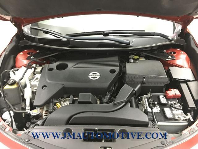 2014 Nissan Altima 4dr Sdn I4 2.5 SV, available for sale in Naugatuck, Connecticut | J&M Automotive Sls&Svc LLC. Naugatuck, Connecticut 2014 Nissan Altima 4dr Sdn I4 2.5 SV, available for sale in Naugatuck, Connecticut | J&M Automotive Sls&Svc LLC. Naugatuck, Connecticut
