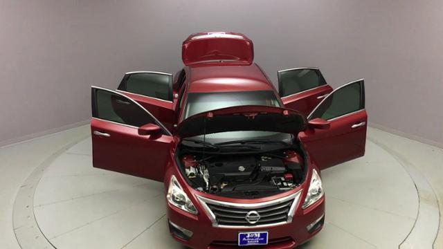 2014 Nissan Altima 4dr Sdn I4 2.5 SV, available for sale in Naugatuck, Connecticut | J&M Automotive Sls&Svc LLC. Naugatuck, Connecticut 2014 Nissan Altima 4dr Sdn I4 2.5 SV, available for sale in Naugatuck, Connecticut | J&M Automotive Sls&Svc LLC. Naugatuck, Connecticut