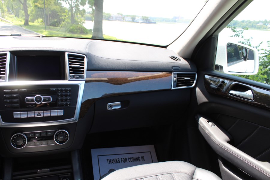 2016 Mercedes-Benz GL 4MATIC 4dr GL 450, available for sale in Great Neck, New York | Great Neck Car Buyers & Sellers. Great Neck, New York 2016 Mercedes-Benz GL 4MATIC 4dr GL 450, available for sale in Great Neck, New York | Great Neck Car Buyers & Sellers. Great Neck, New York