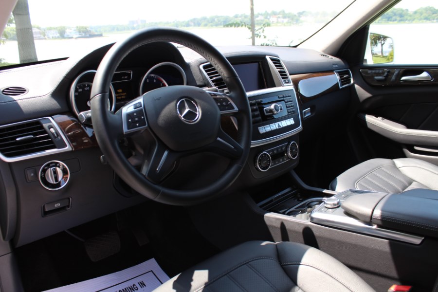 2016 Mercedes-Benz GL 4MATIC 4dr GL 450, available for sale in Great Neck, New York | Great Neck Car Buyers & Sellers. Great Neck, New York 2016 Mercedes-Benz GL 4MATIC 4dr GL 450, available for sale in Great Neck, New York | Great Neck Car Buyers & Sellers. Great Neck, New York