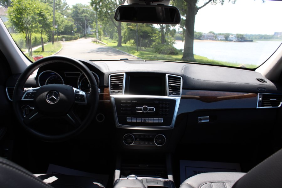 2016 Mercedes-Benz GL 4MATIC 4dr GL 450, available for sale in Great Neck, New York | Great Neck Car Buyers & Sellers. Great Neck, New York 2016 Mercedes-Benz GL 4MATIC 4dr GL 450, available for sale in Great Neck, New York | Great Neck Car Buyers & Sellers. Great Neck, New York