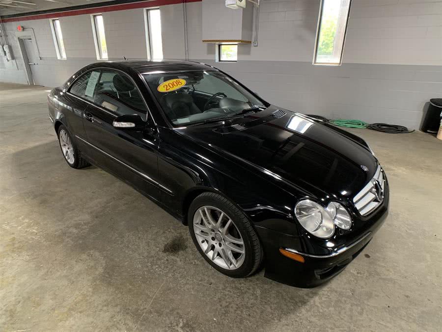 2008 Mercedes-Benz CLK-Class 2dr Cpe 3.5L, available for sale in Stratford, Connecticut | Wiz Leasing Inc. Stratford, Connecticut