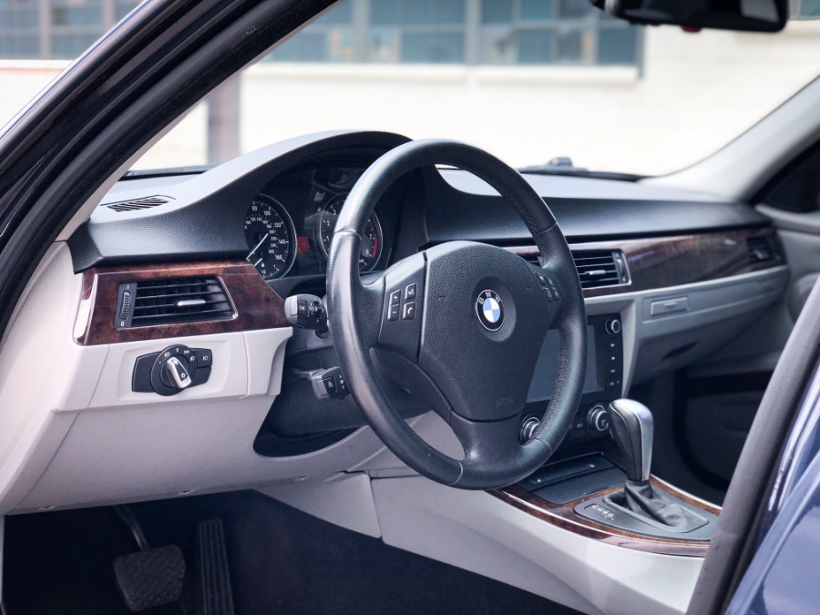 2009 BMW 3 Series 4dr Sdn 335i RWD South Africa, available for sale in Salt Lake City, Utah | Guchon Imports. Salt Lake City, Utah 2009 BMW 3 Series 4dr Sdn 335i RWD South Africa, available for sale in Salt Lake City, Utah | Guchon Imports. Salt Lake City, Utah