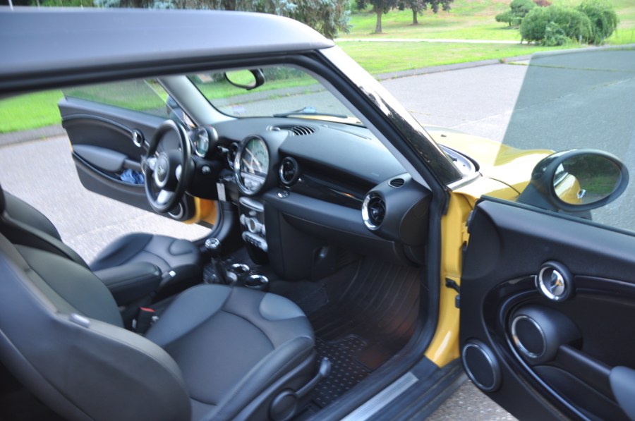 2009 MINI Cooper Clubman 2dr Cpe, available for sale in Waterbury, Connecticut | Platinum Auto Care. Waterbury, Connecticut 2009 MINI Cooper Clubman 2dr Cpe, available for sale in Waterbury, Connecticut | Platinum Auto Care. Waterbury, Connecticut