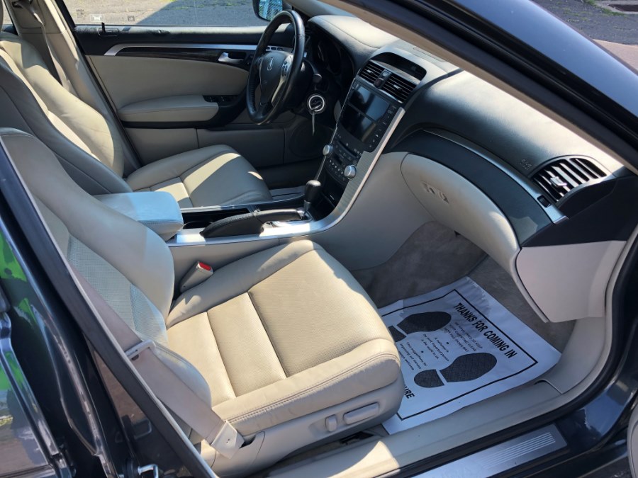 2007 Acura TL 4dr Sdn AT, available for sale in Hartford , Connecticut | Ledyard Auto Sale LLC. Hartford , Connecticut 2007 Acura TL 4dr Sdn AT, available for sale in Hartford , Connecticut | Ledyard Auto Sale LLC. Hartford , Connecticut